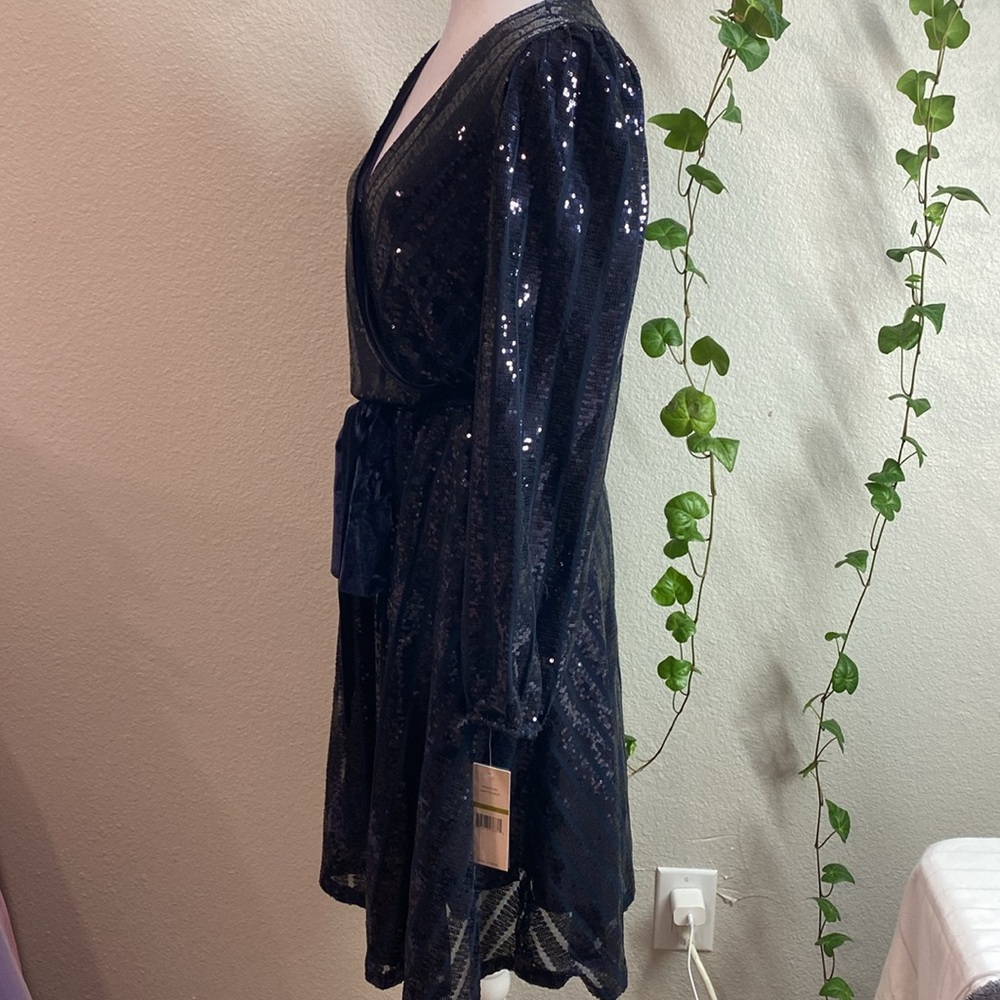 Nanette Lepore Blue Sequin Wrap Dress with Bishop Sleeves, New Size‎ 14 - Picture 6 of 13